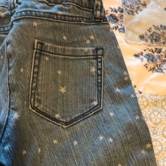 Hanna Andersson girls size 5 jeans - Picture 3 of 5